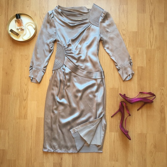 BCBGMaxAzria Dresses & Skirts - NWOT BCBG Runway 100% Silk Long Sleeve Dress